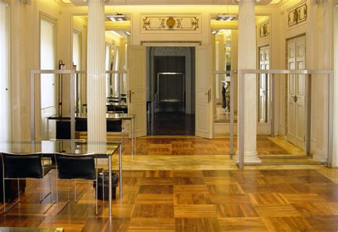 via gesu milano versace|versace palazzo milano.